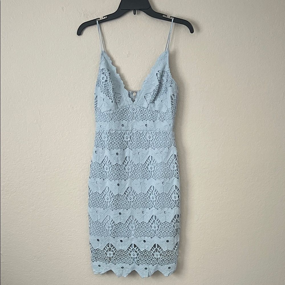 NWOT Lulus Elegant Lace Spaghetti Strap Dress in Size XS - Picture 4 of 16